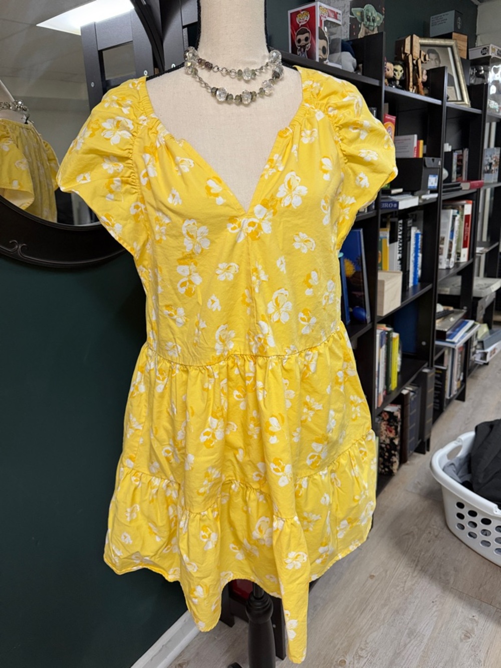 Banana Republic Yellow Floral Tiered V-Neck Dress